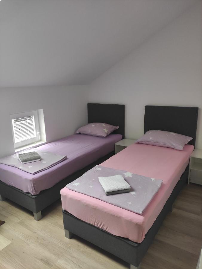 טרביניה Apartments Markovi Konaci מראה חיצוני תמונה